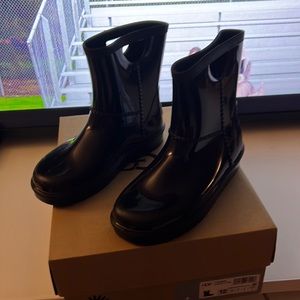 Ugg kids rain boots